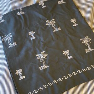 🏷 Grey sarong with Palm tree embroidery